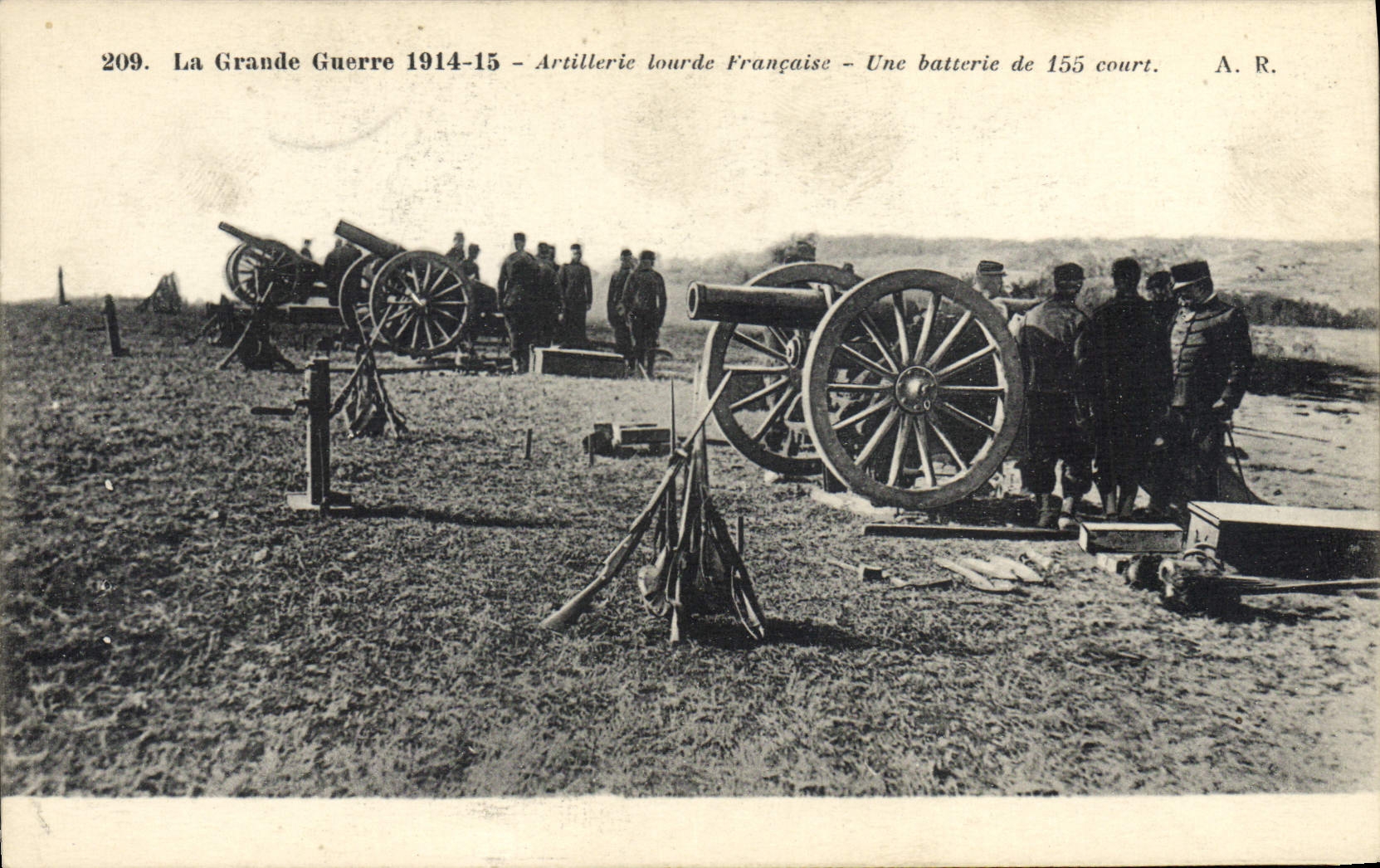 Artillería pesada francesa de Militaria de la POSTAL de la VENDIMIA una batería del cortocircuito 155