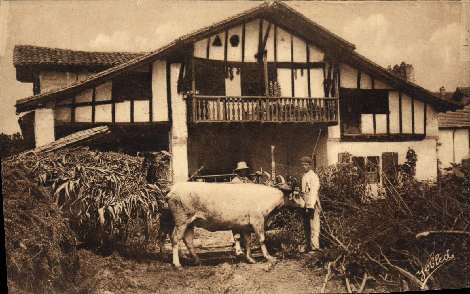 CPA Folklore Pays basque Maison basque a Ustaritz