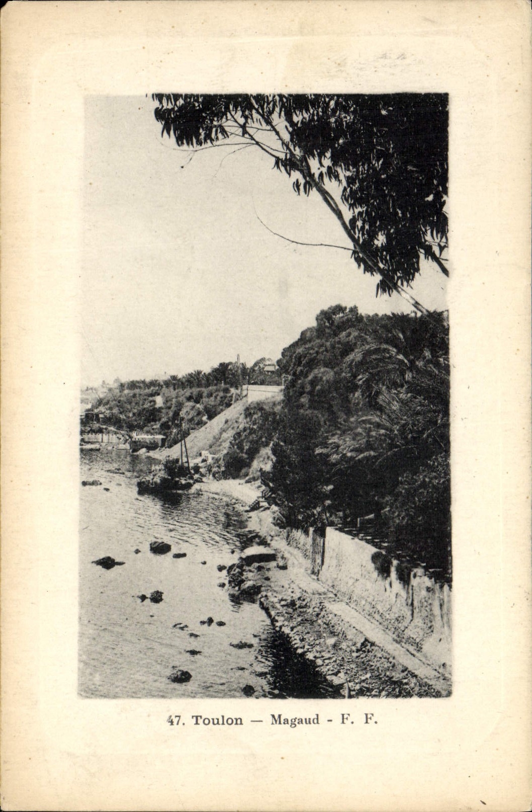 VINTAGE POSTCARD Toulon Magaud