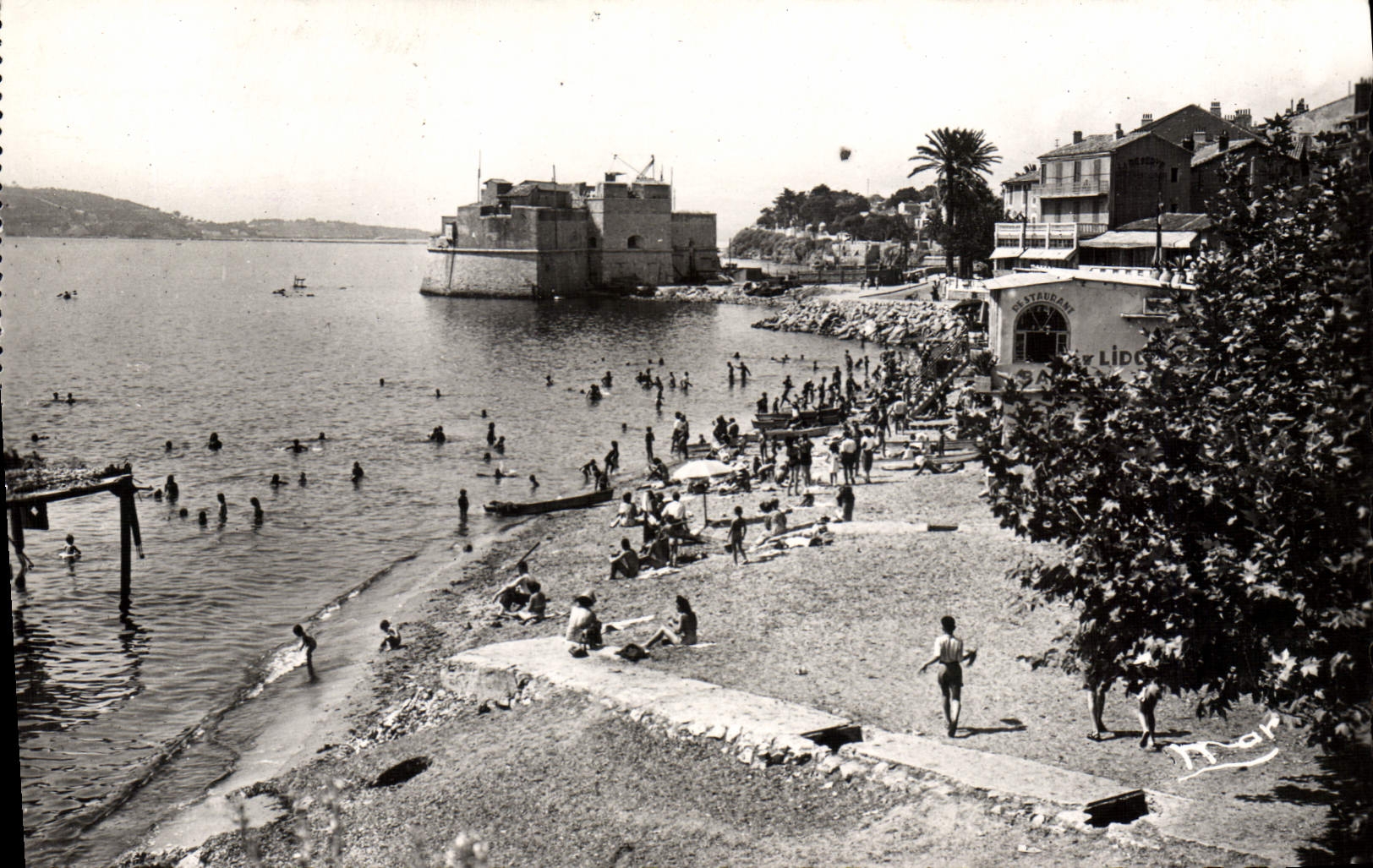 MODERN CARD Toulon On Sea the Beach Of Mourillon