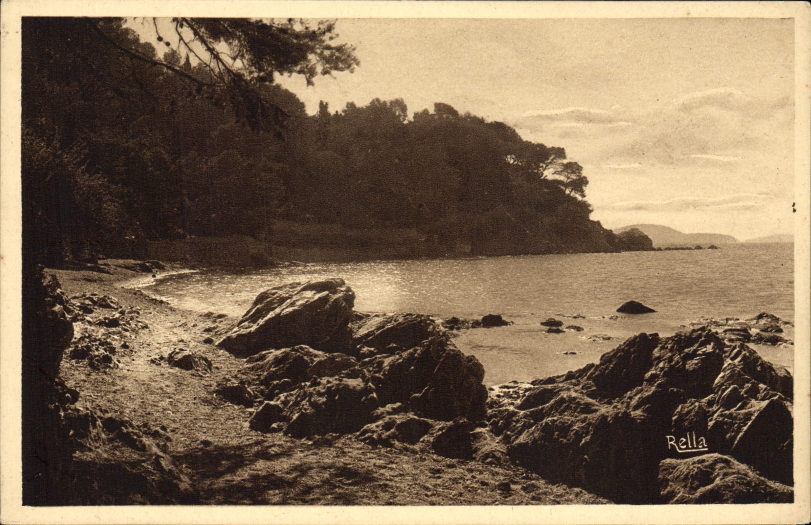 VINTAGE POSTCARD Toulon Twilight In the Brown Cape