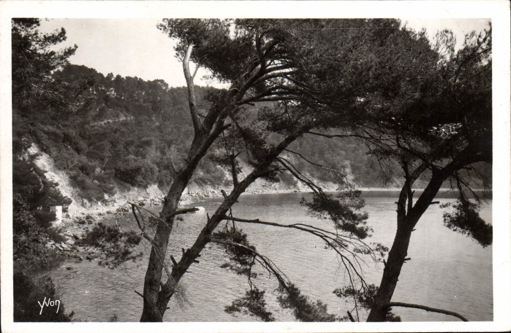 MODERN CARD Soft France Dimensions Azure Toulon Anse of Magaud