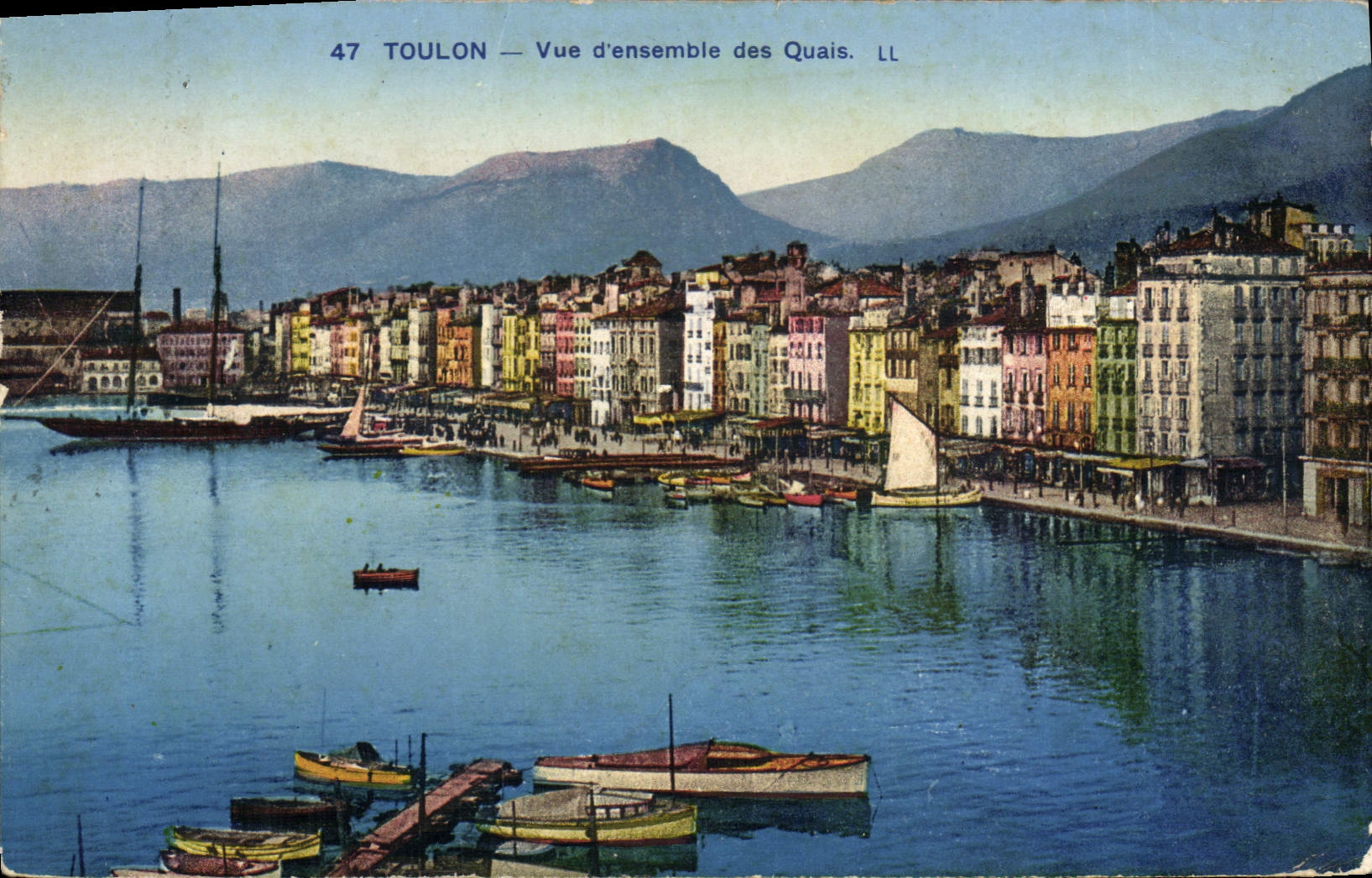 CPA Toulon Vue D'Ensemble Des Quais