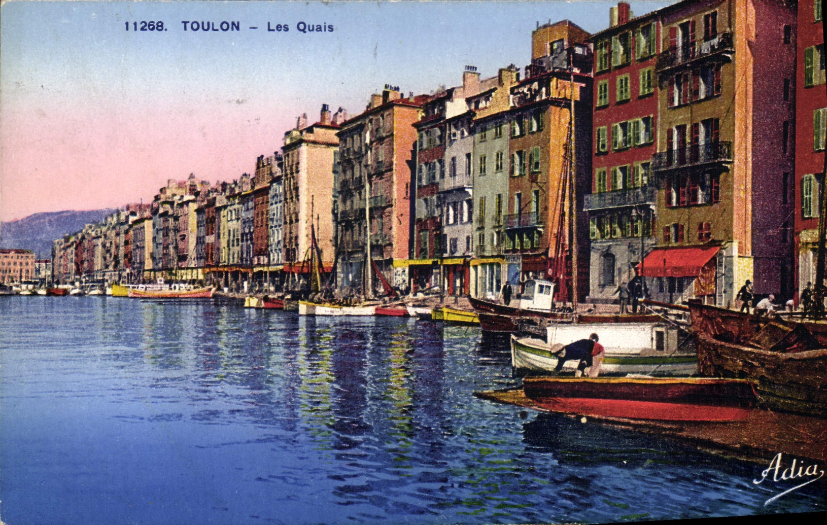 CPA Toulon Les Quais Bateaux