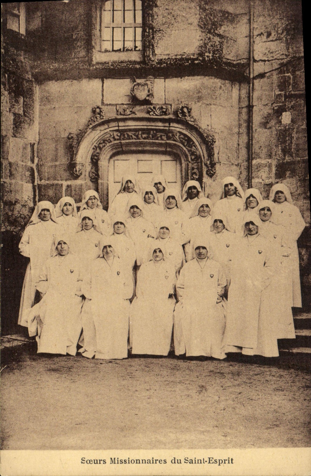 VINTAGE POSTCARD Sisters missionaries of the Saint Spirit