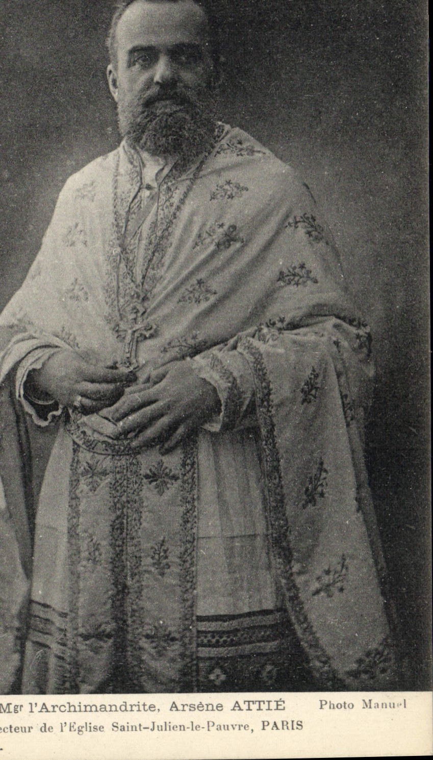 CPA Mgr l'Archimandrite Arsene Attie Recteur de l'eglise Saint Julien le Pauvre Paris