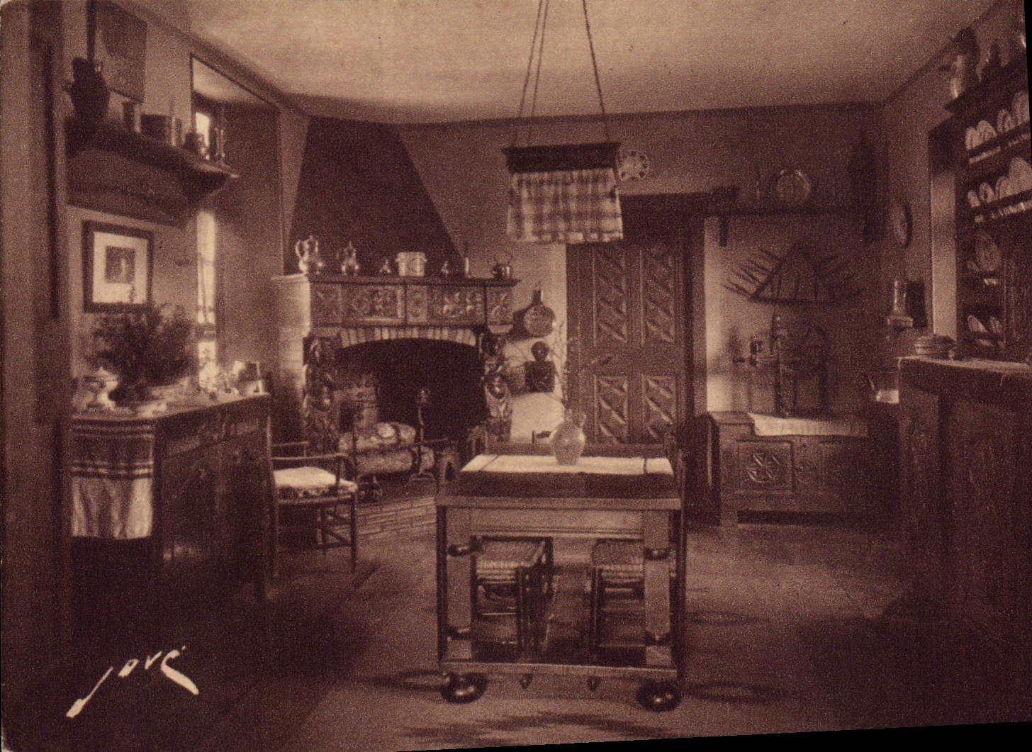 CPA Folklore Un riche interieur bearnais 