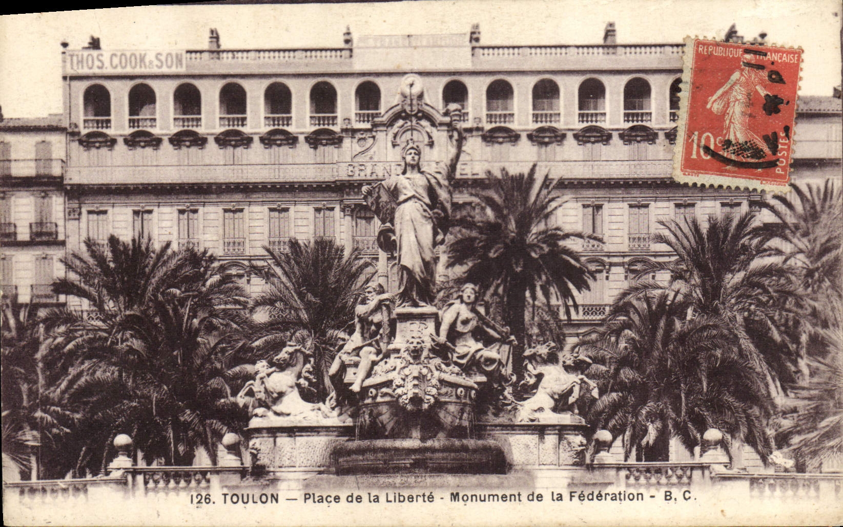 CPA Toulon Place de la Liberte Monument de la Federation