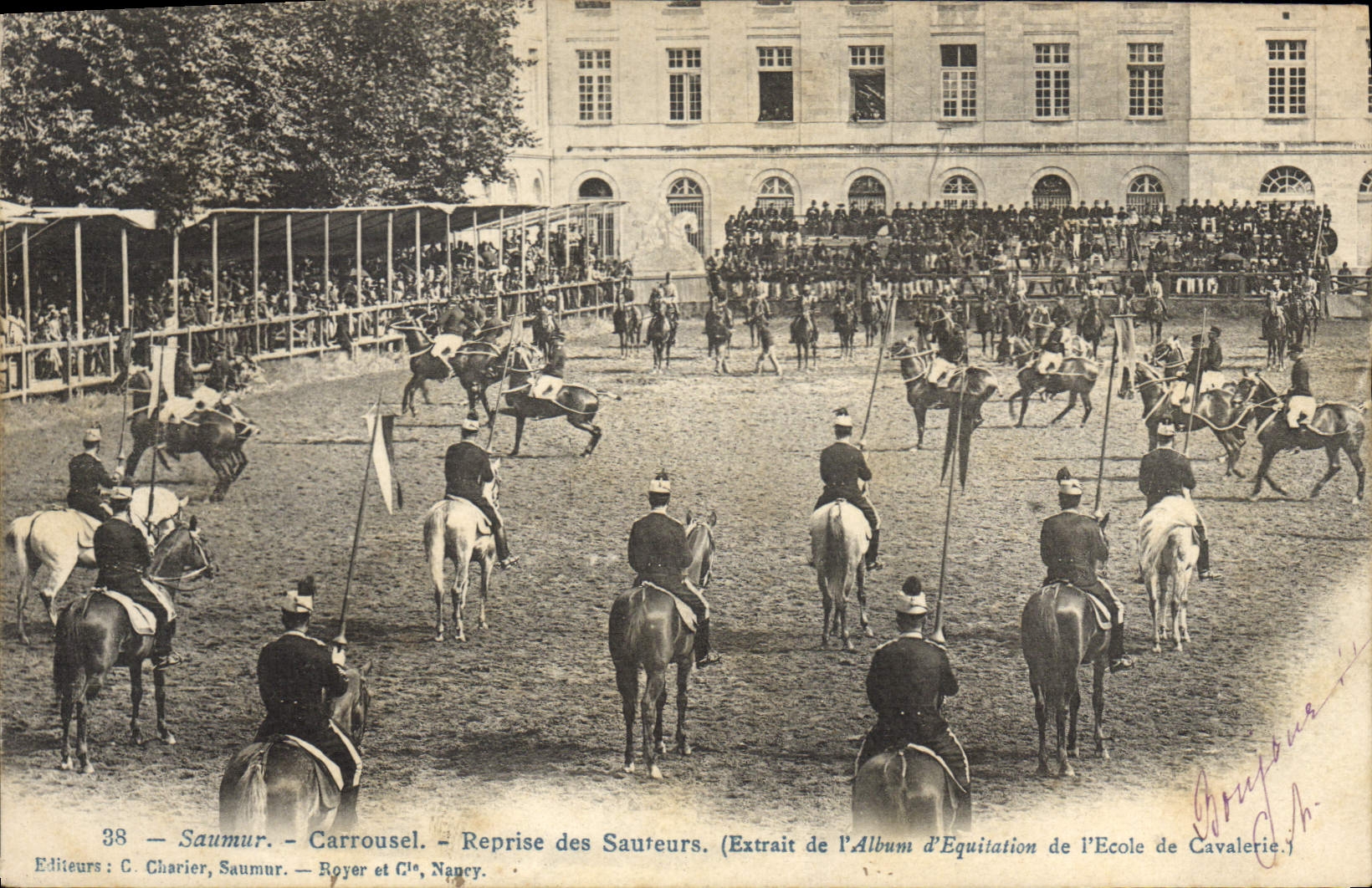 CPA Cheval Hippisme Saumur Carrousel Reprise des sauteurs 
