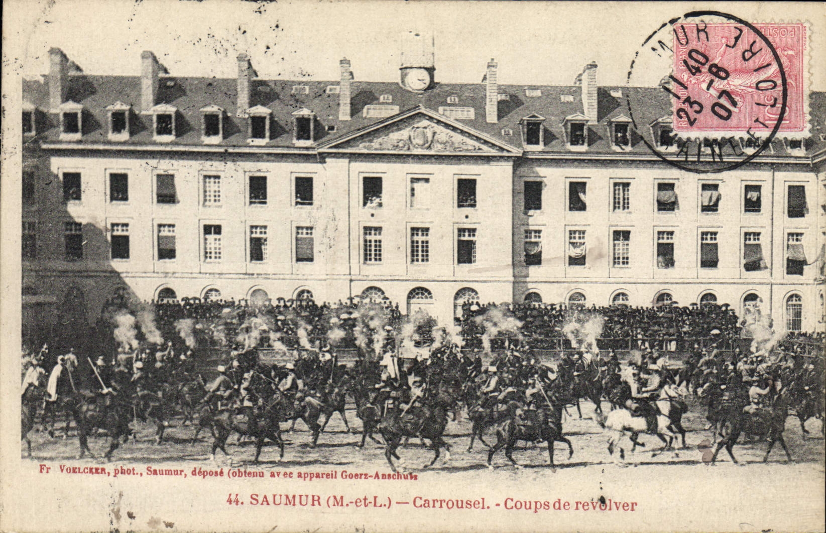 CPA Cheval Hippisme Saumur Carrousel Coups de revolver 