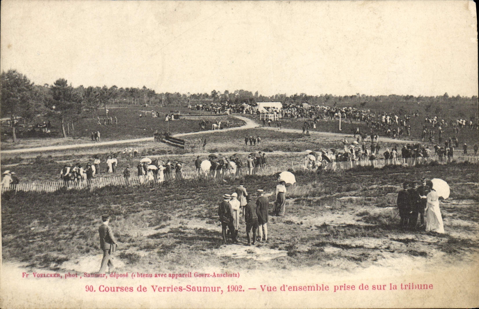 CPA Cheval Hippisme Courses de Verries Saumur Vue d'ensemble prise de sur la tribune 