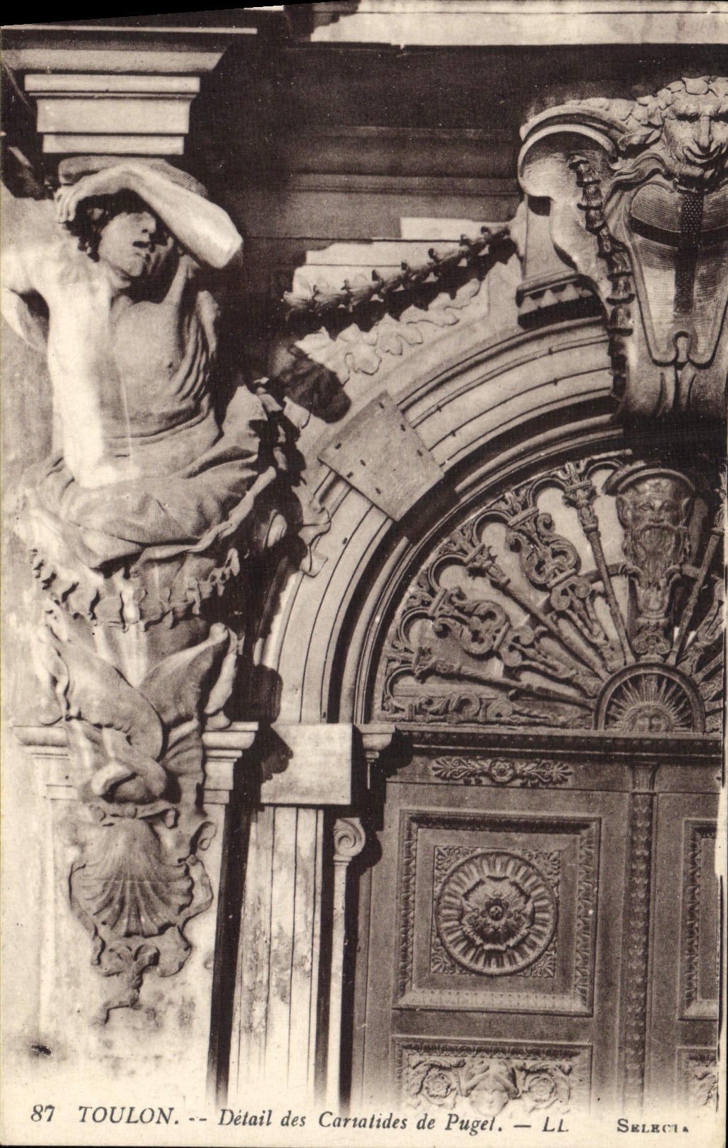 VINTAGE POSTCARD Toulon Detail of the Caryatids of Puget