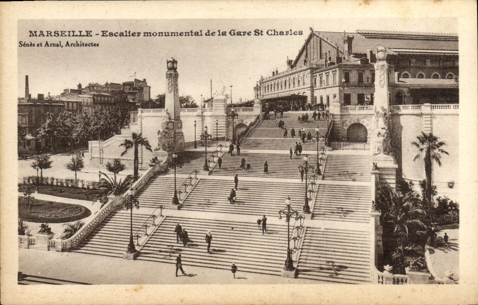 CPA Marseille Escalier Monumental de la Gare St Charles