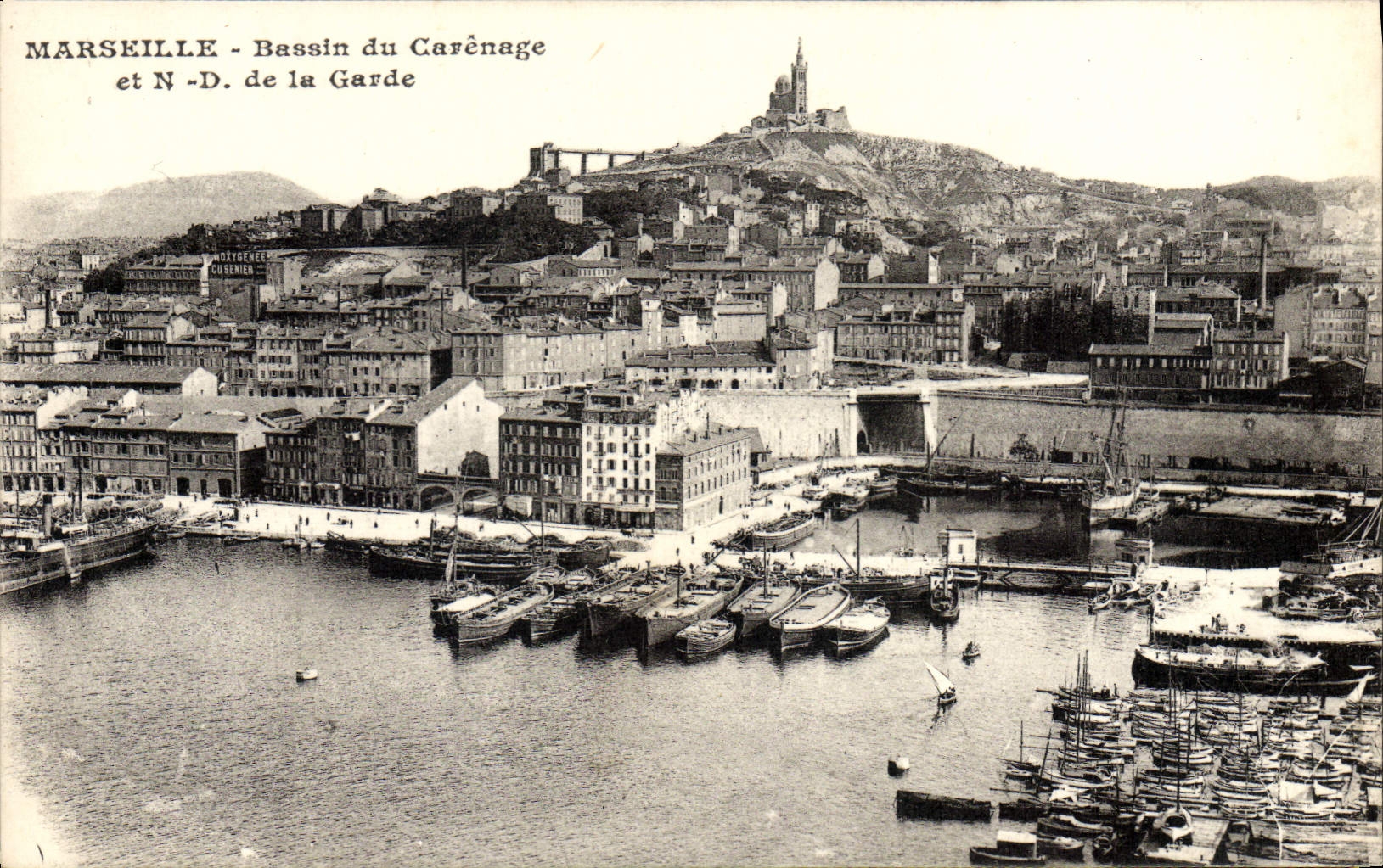 CPA Marseille Bassin du Carenage et Nd de la Garde