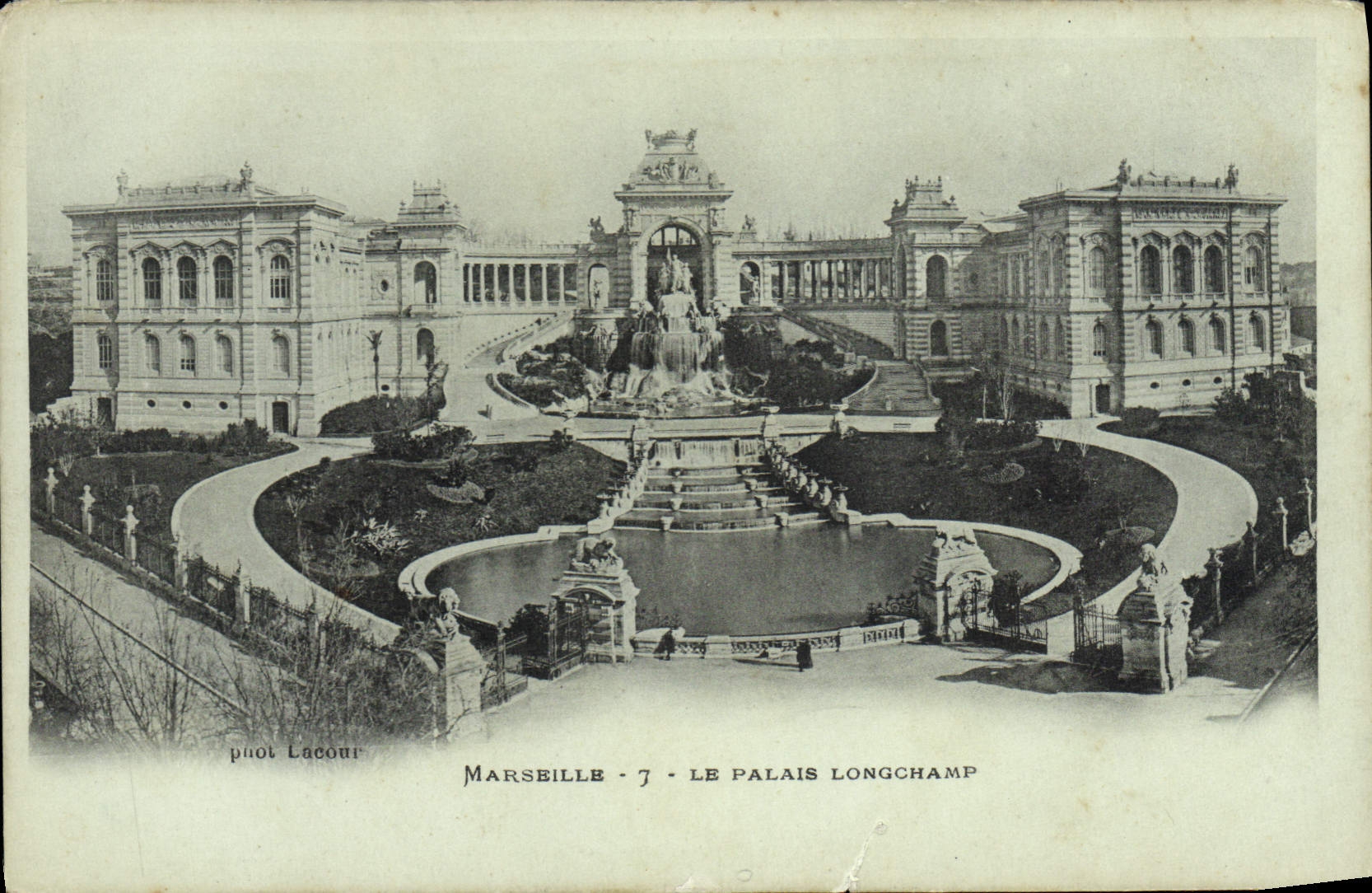 CPA Marseille Le palais Longchamp