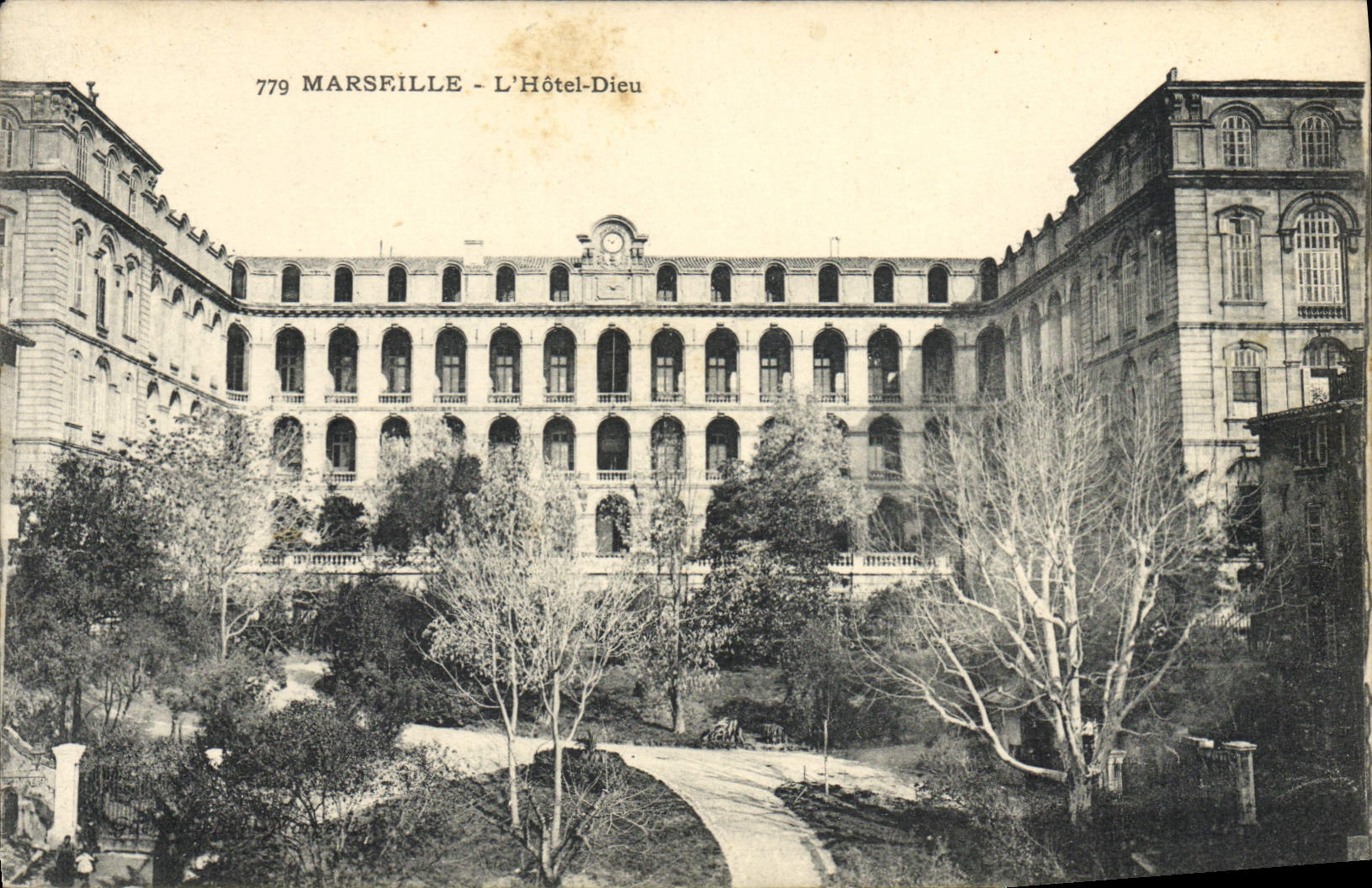 VINTAGE POSTCARD Marseilles Hotel God