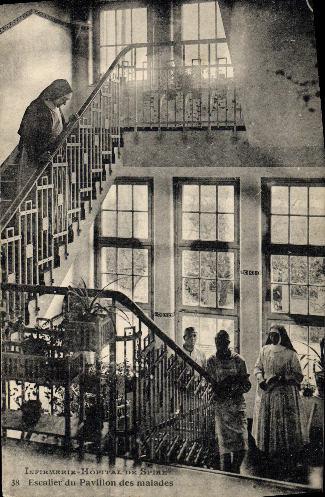VINTAGE POSTCARD Infirmary Hospital of Whorl Staircase of the house of the patients