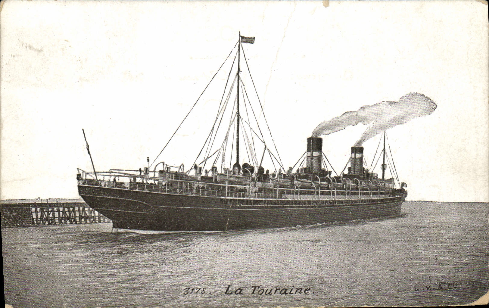 CPA Bateau Paquebot La Touraine