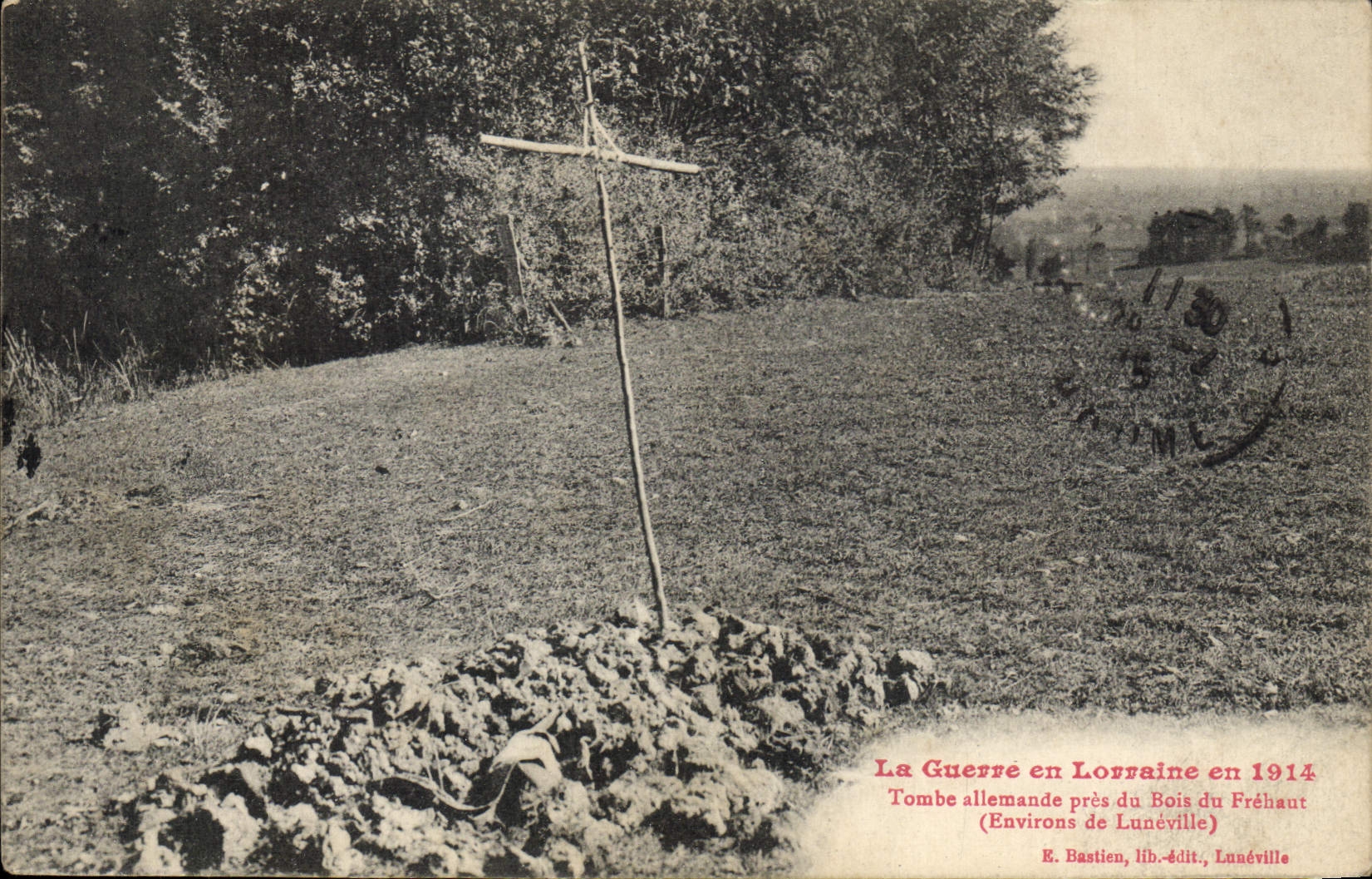 CPA Militaria Lorraine Tombe allemande pres du bois du Frehaut Environs de luneville 