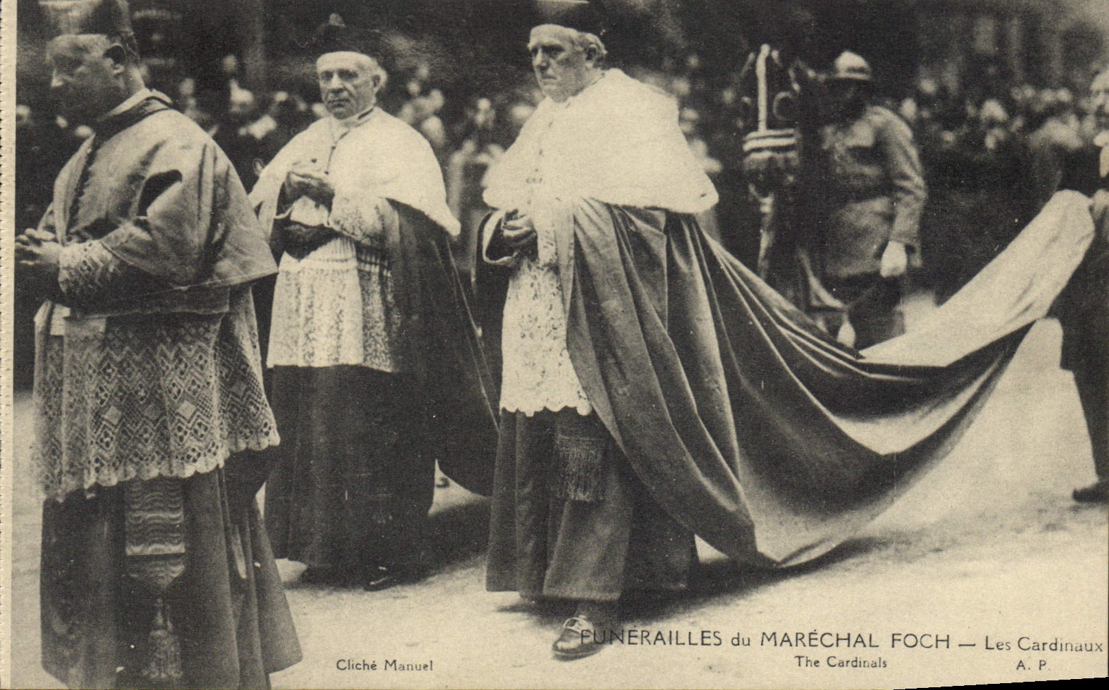 VINTAGE POSTCARD Militaria Funeral of the Foch Marshal cardinals