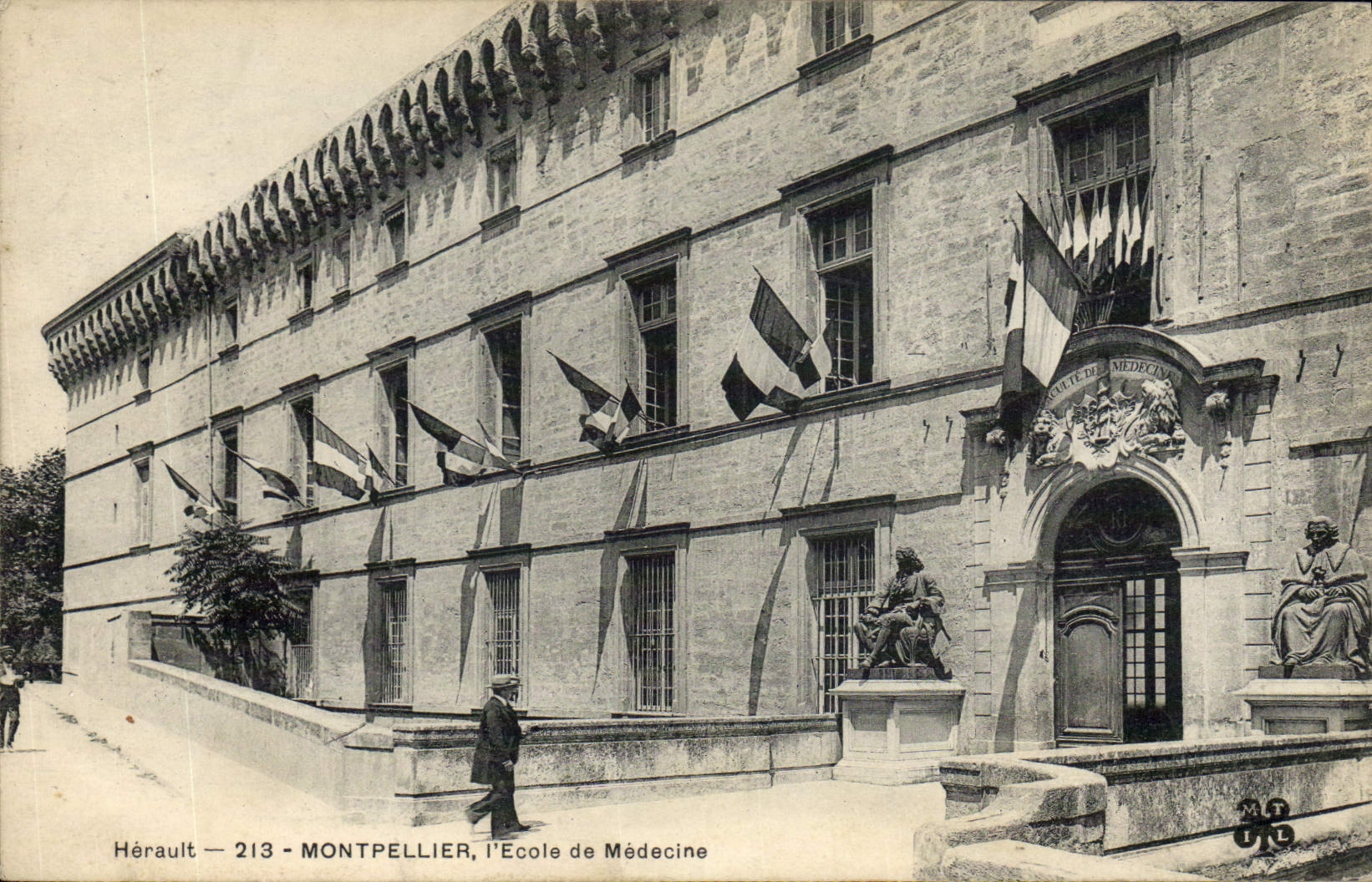 VINTAGE POSTCARD Montpellier Medical school