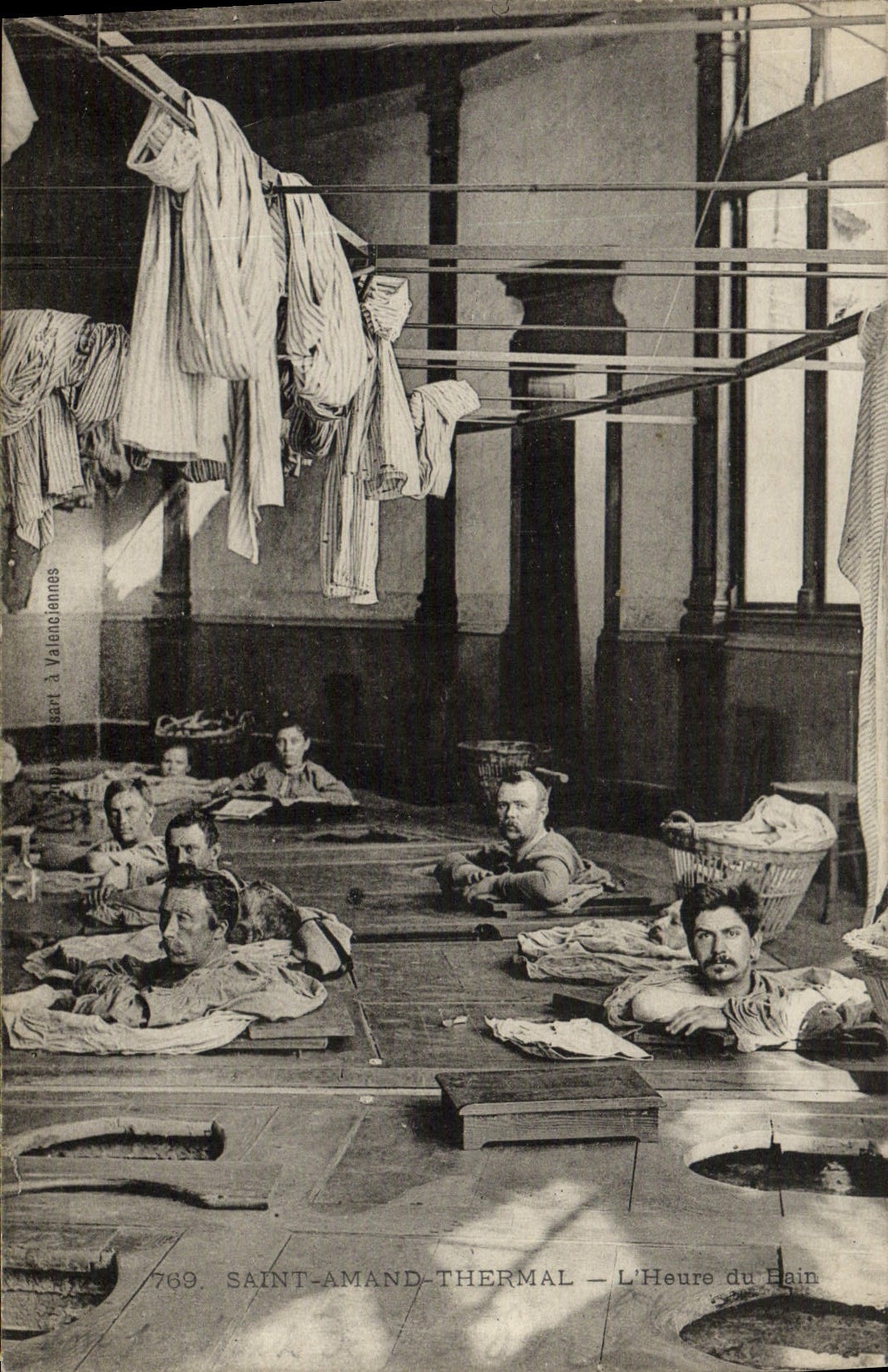 POSTAL Amand termal santo de la VENDIMIA la hora del baño