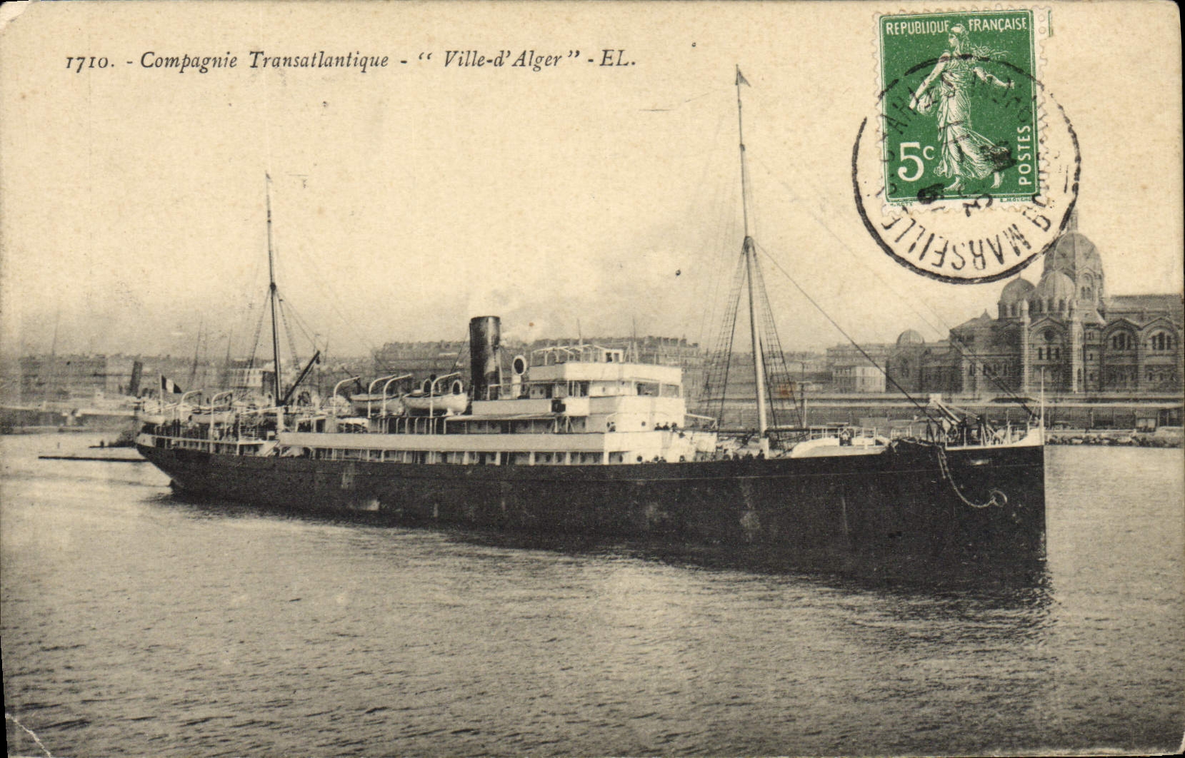 CPA Bateau Paquebot Compagnie Transatlantique Ville d'Alger 