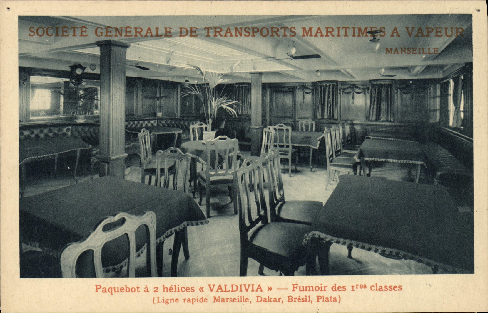 CPA Bateau Paquebot a 2 helices Valdivia Fumoir des 1eres classes Tabac Ligne rapide Marseille Dakar Bresil Plata 
