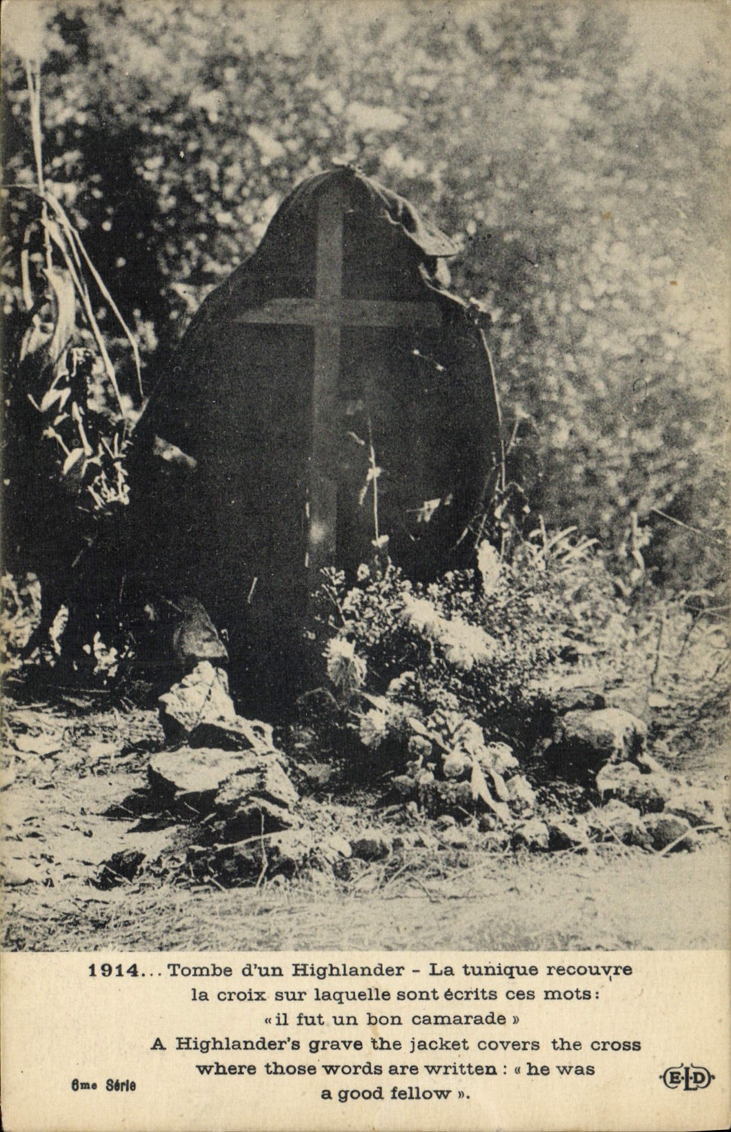 VINTAGE POSTCARD Militaria Tombe from Highlander the tunic recovers the cross on which are written these words He was a good will camara