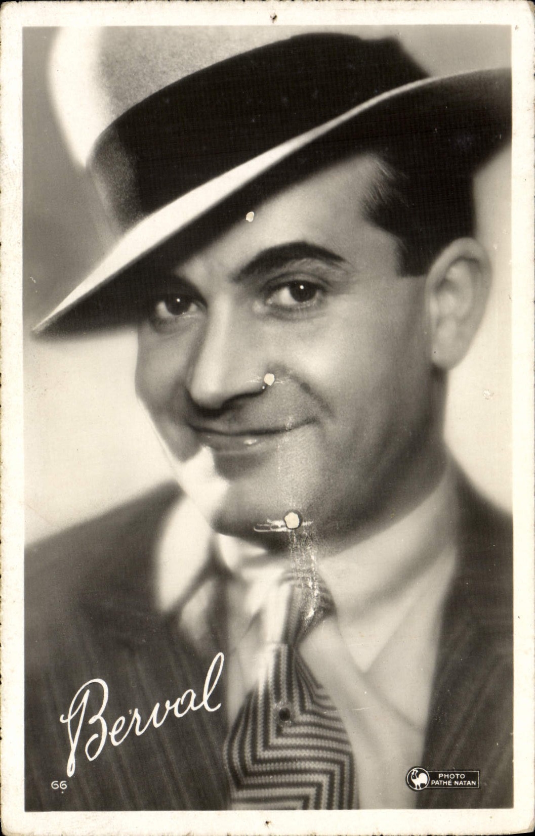 MODERN CARD Berval Cinema