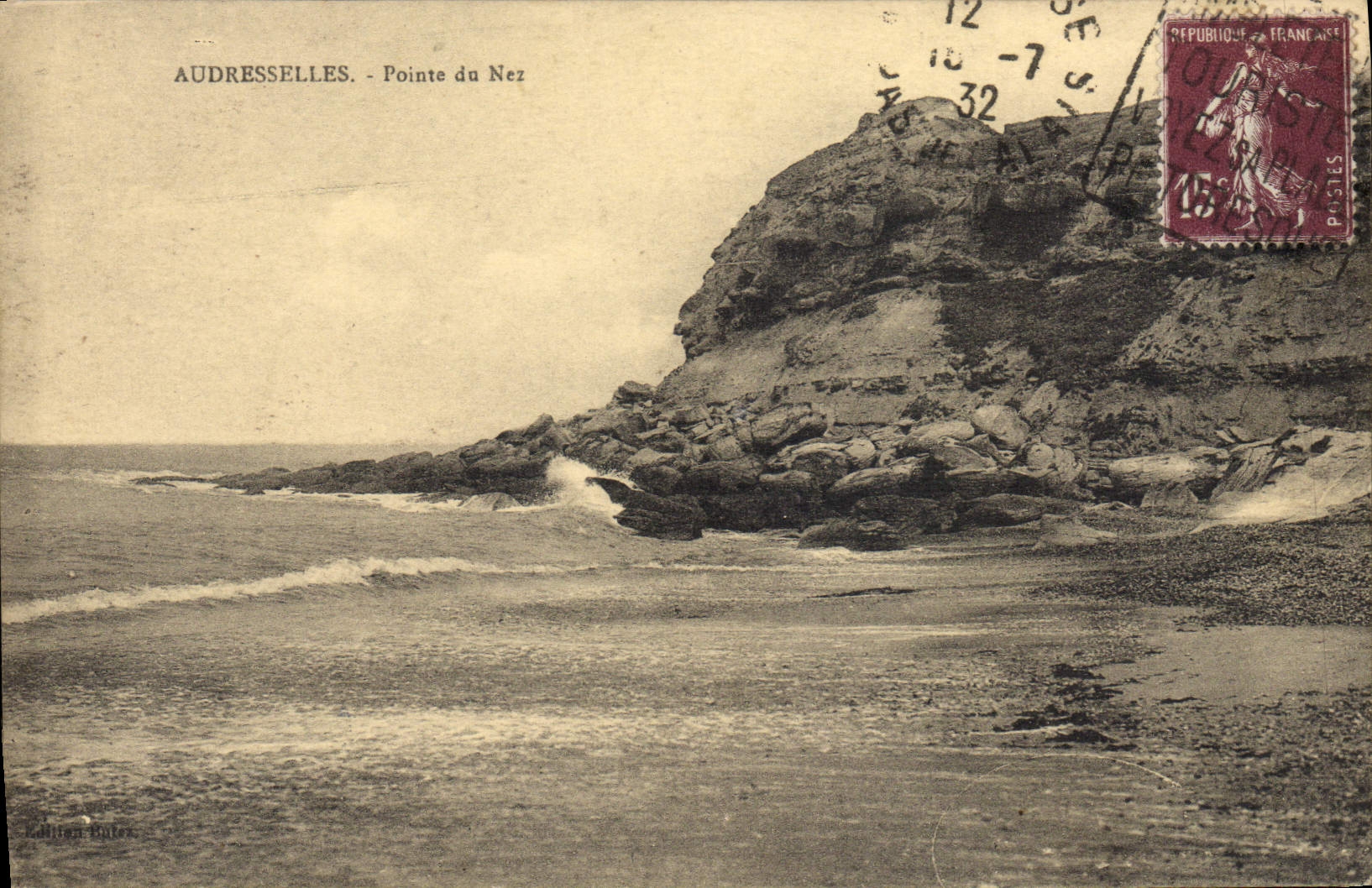 VINTAGE POSTCARD Audresselles Points of Nex
