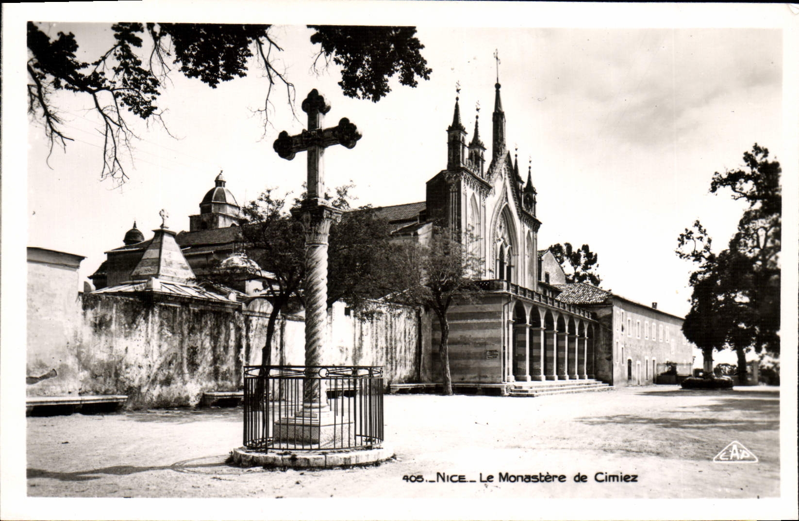 CPM Nice Le Monastere de Cimiez