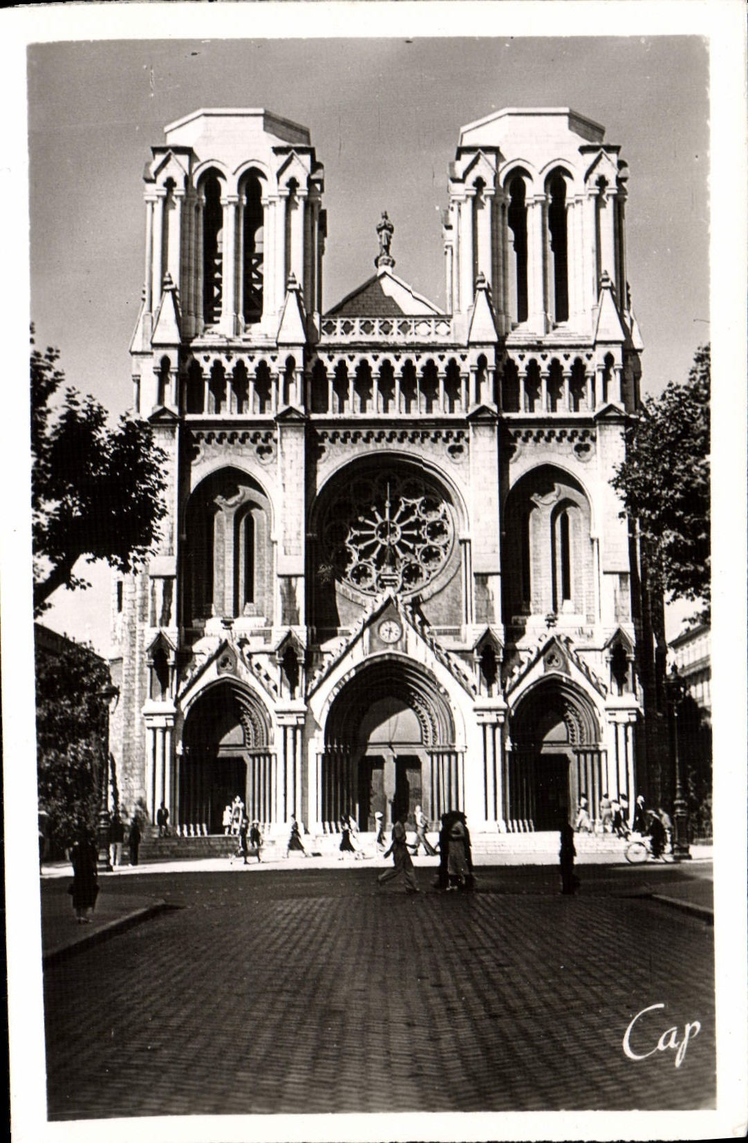 POSTAL MODERNA Niza la iglesia de Notre Dame
