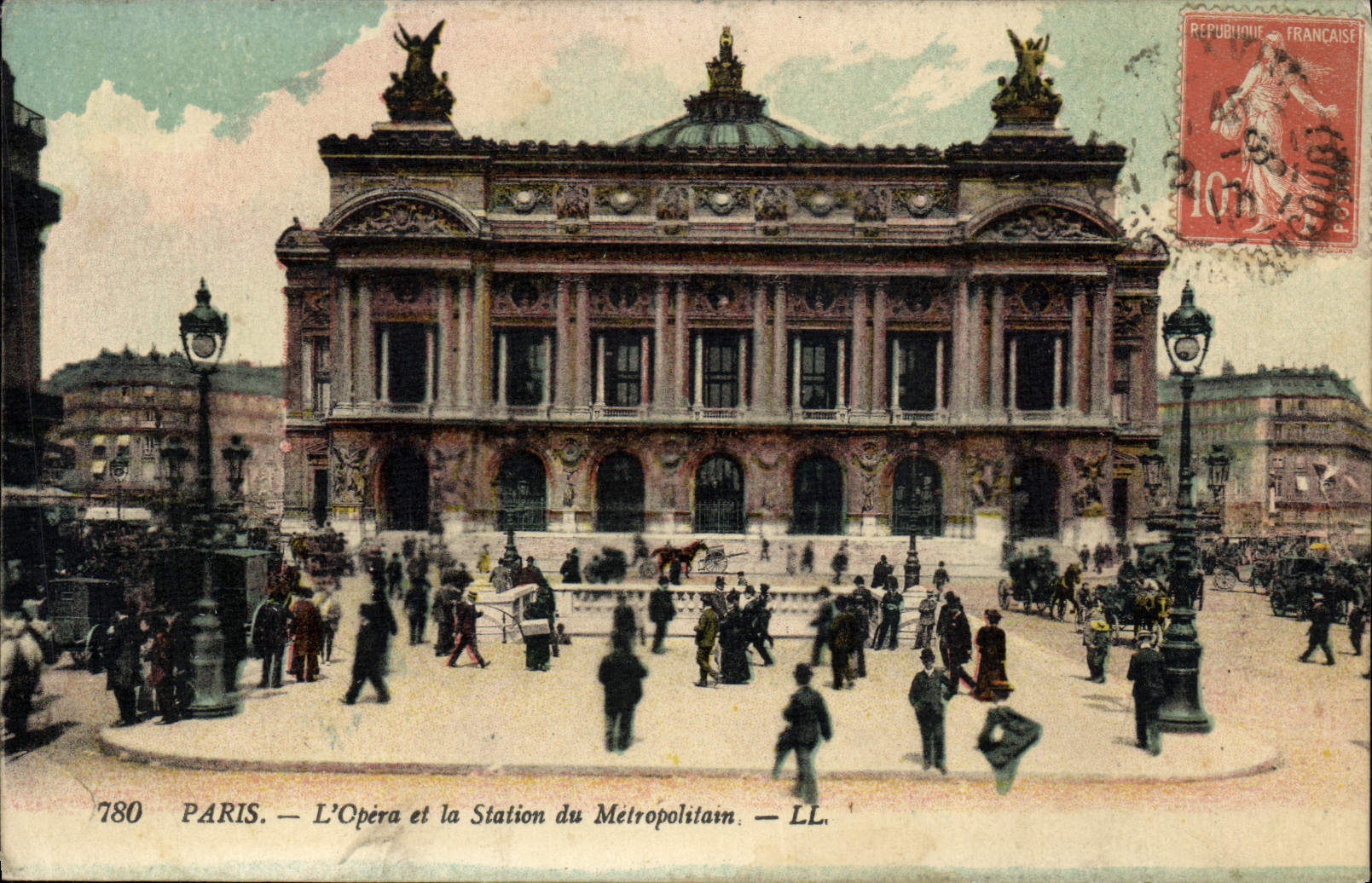 CPA Paris L'Opera et la Station du Metropolitain Metro