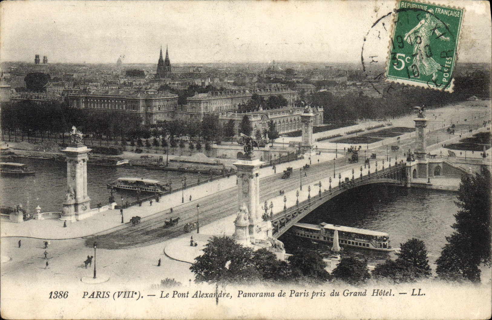 CPA Paris Le Pont Alexandre Panorama de Paris pris du Grand Hotel Peniche