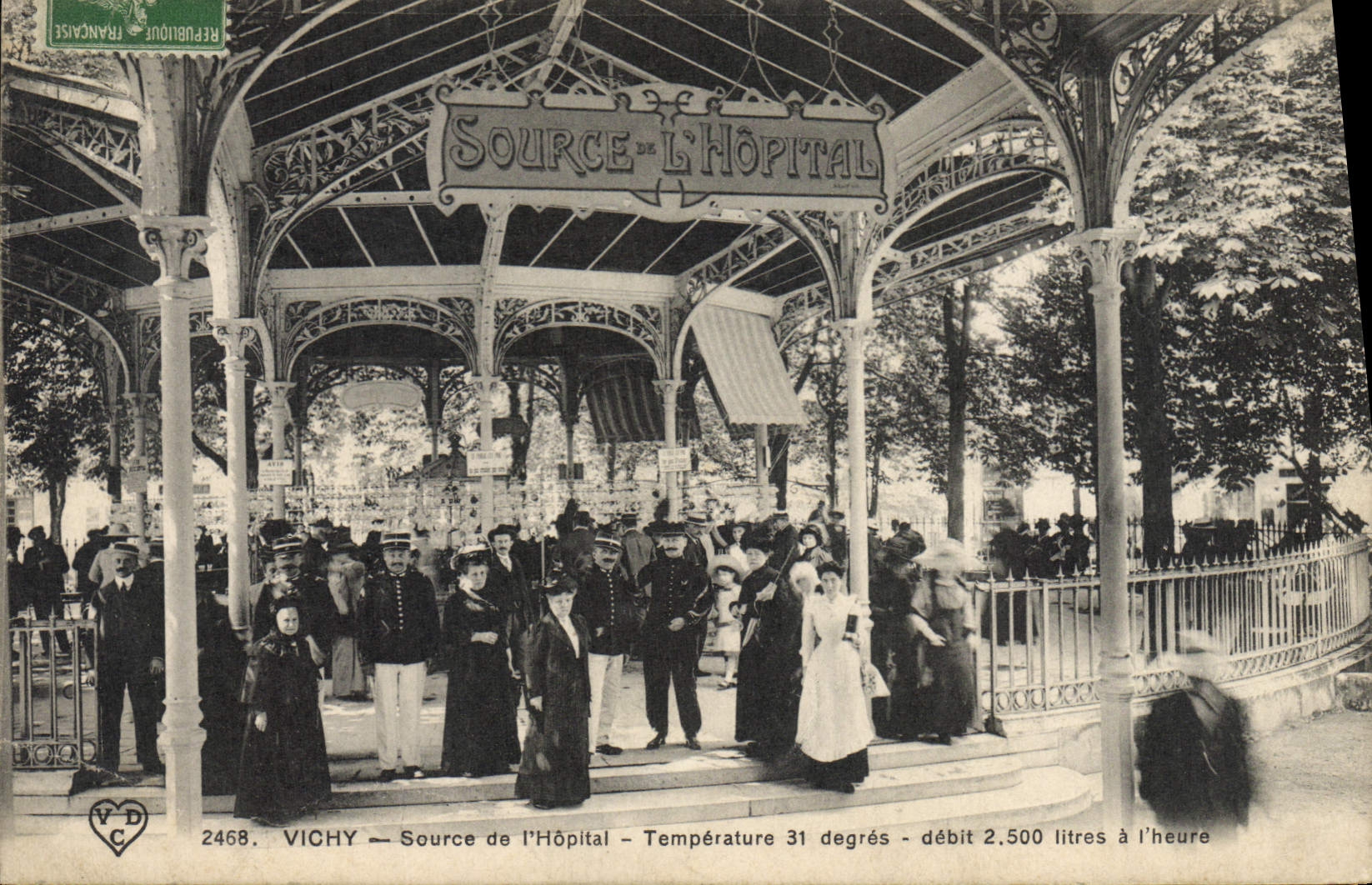 VINTAGE POSTCARD Hydrotherapy Vichy Source of the hospital