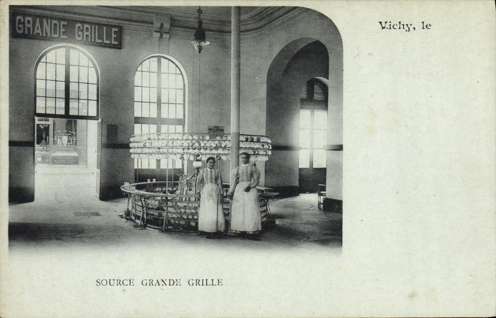 VINTAGE POSTCARD Thermalisme Vichy Source Large roasts