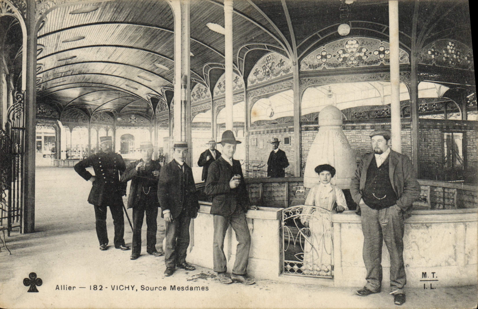 VINTAGE POSTCARD Hydrotherapy Vichy Mesdames Source