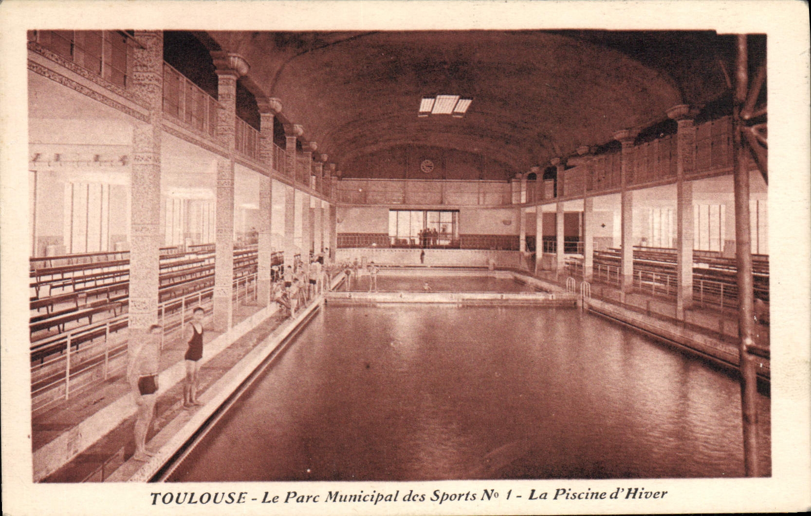 VINTAGE POSTCARD Toulouse the municipal park of the sports the swimming pool of winter Swimming