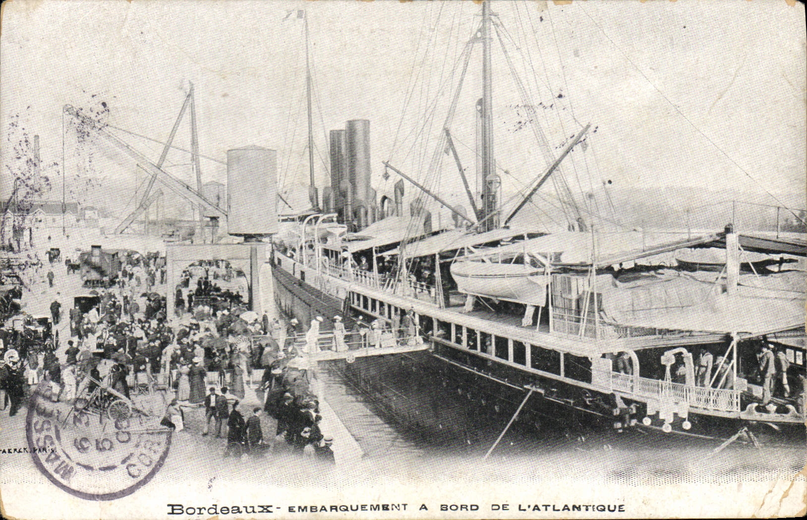 VINTAGE POSTCARD Bateau Steamer Bordeaux Embarquement has edge of the Atlantic