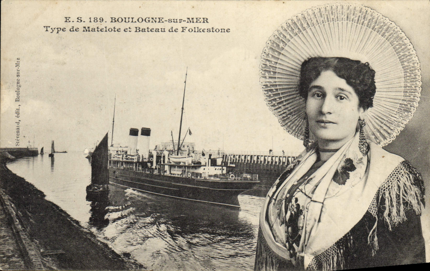 VINTAGE POSTCARD Boat Steamer Boulogne on Standard sea of Fish stew and boat of Folkestone