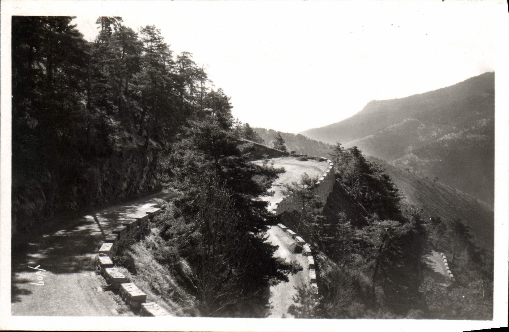 VINTAGE POSTCARD Of Nice has Sospel by Peira Cava Turini Route in laces of the Collar of the Elm