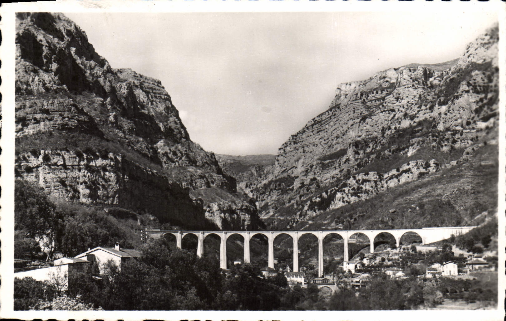 CPA Entrees des Gorges Du Loup