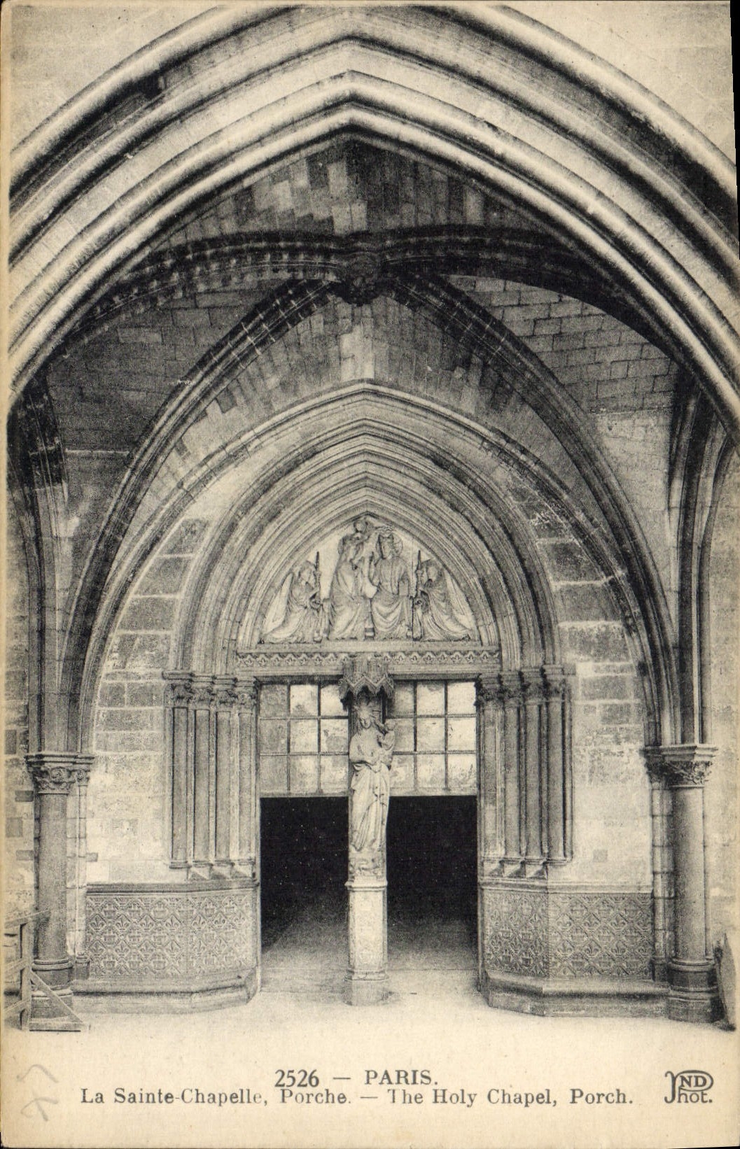 VINTAGE POSTCARD Paris Sainte the Vault Porch