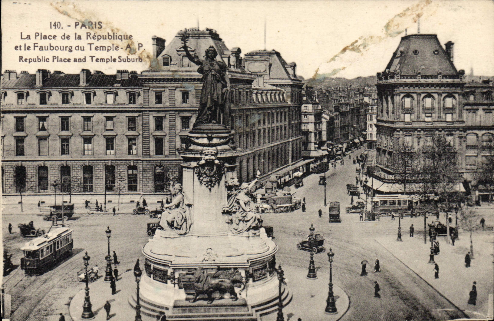 CPA Paris La Place de la Republique
