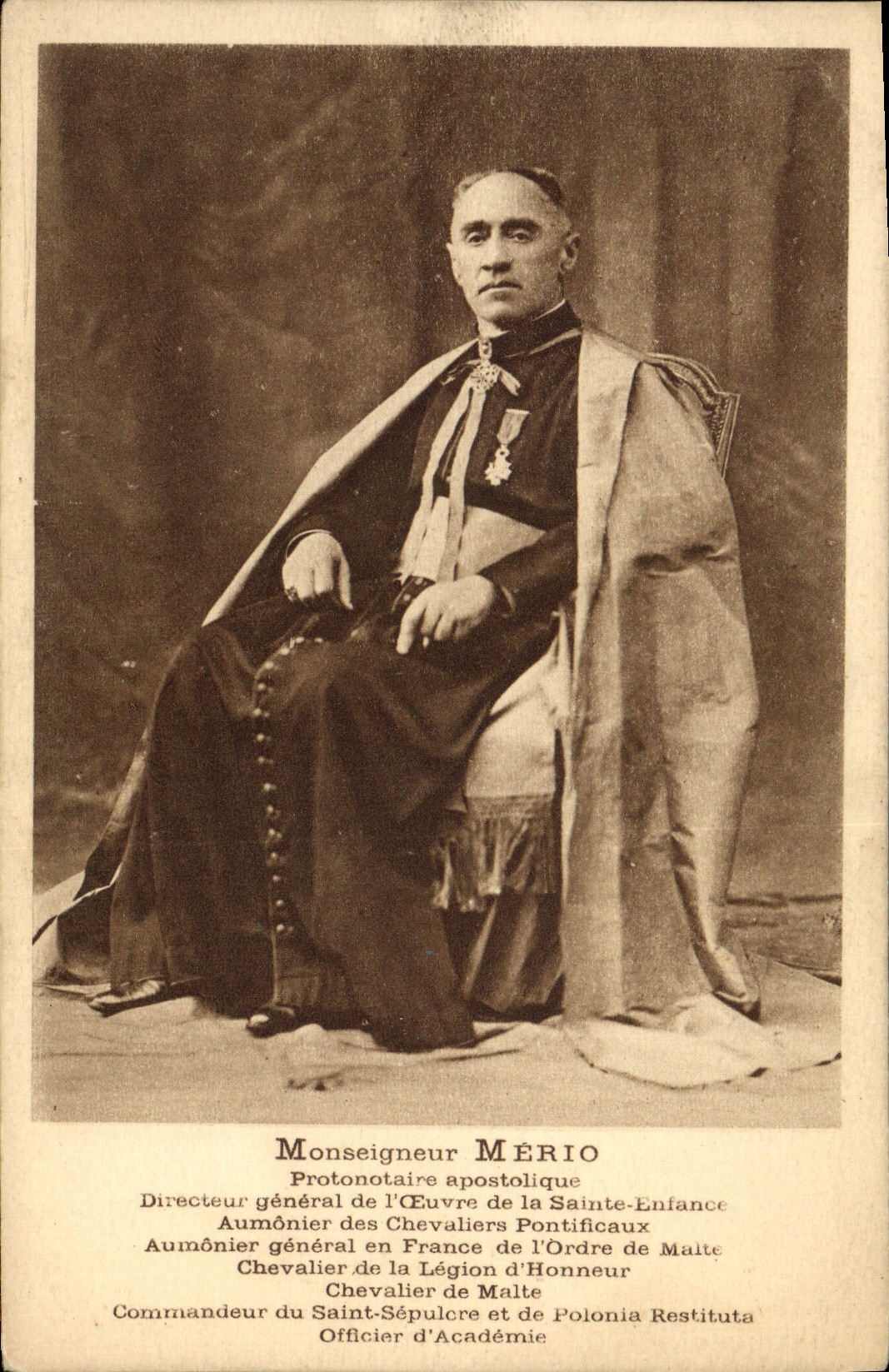 VINTAGE POSTCARD Monseigneur apostolic Merio Protonotaire