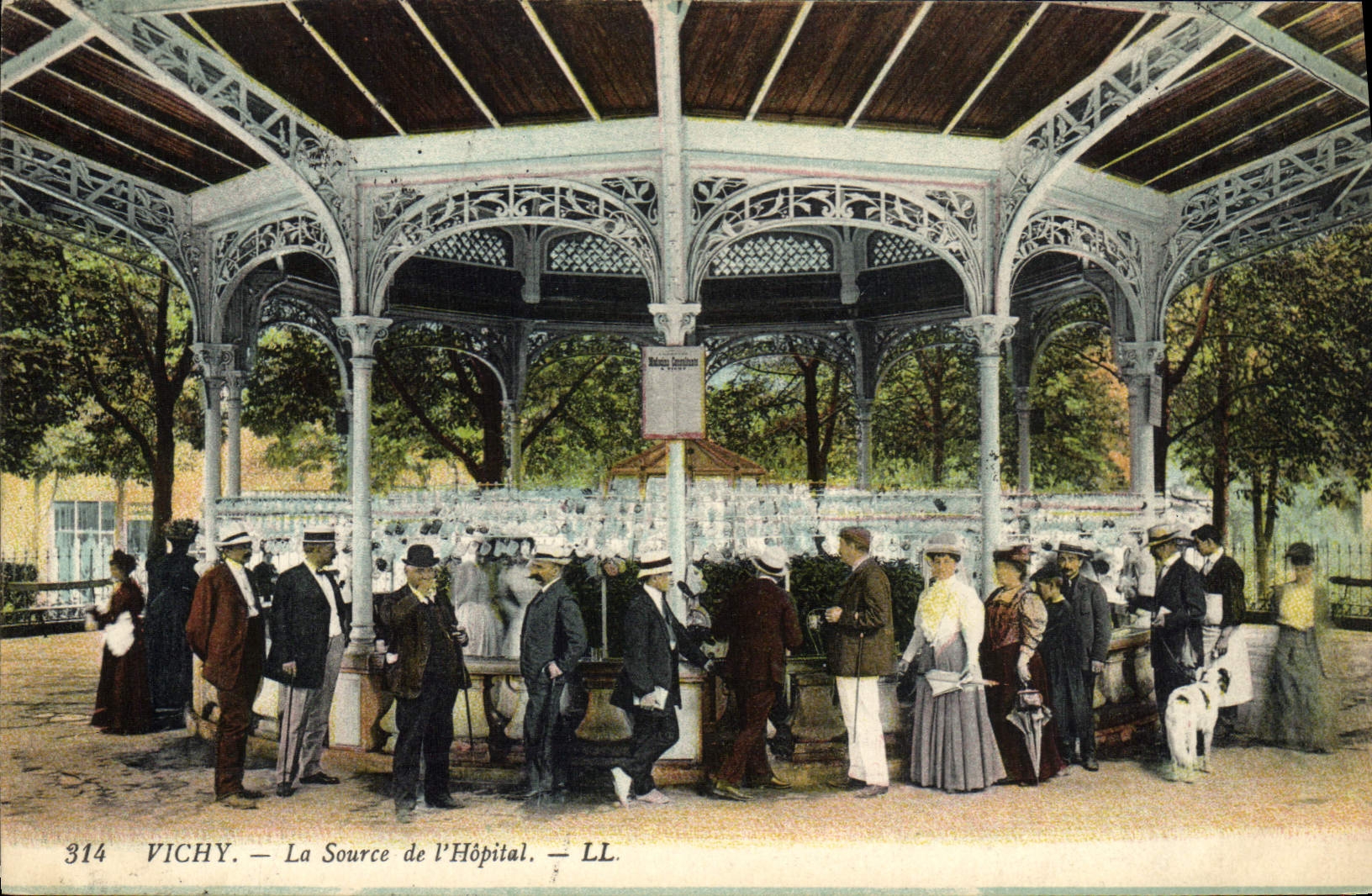 CPA Thermalisme Vichy Source de l'hopital