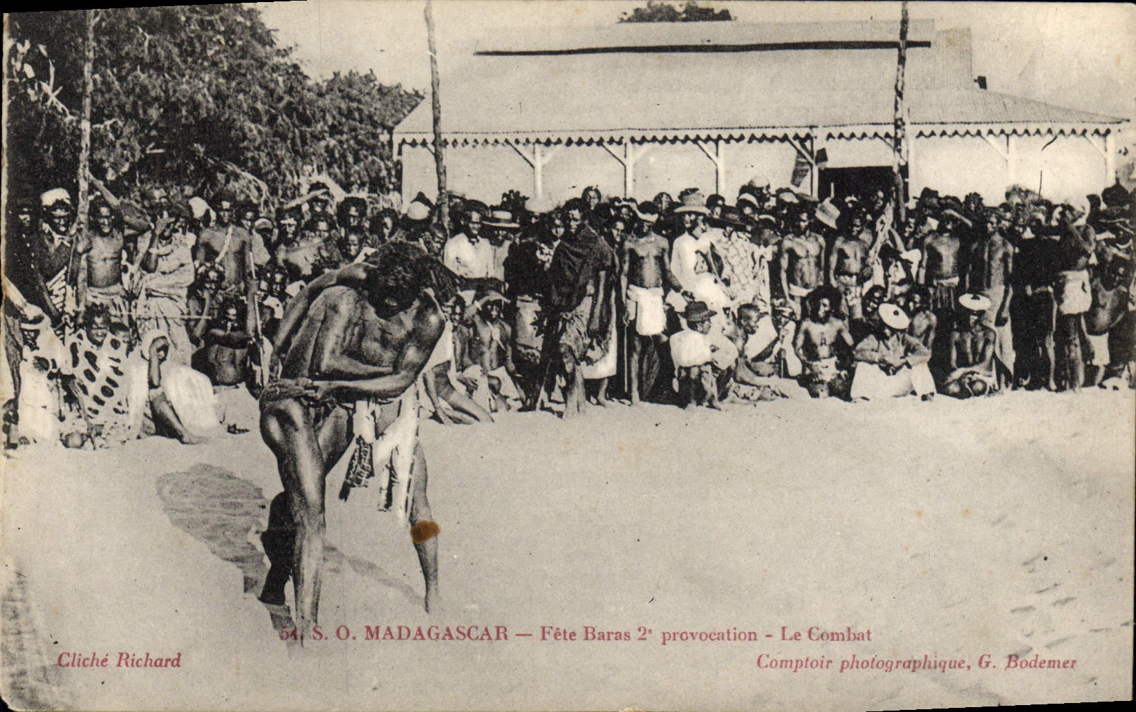 CPA Madagascar Fere Baras 2eme provocation Le combat Lutte 