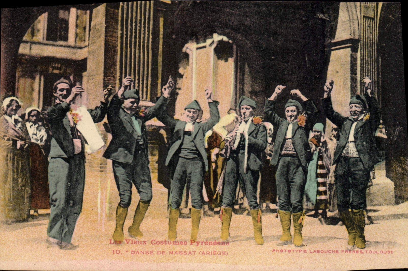 VINTAGE POSTCARD Folklore the Pyrenees Dances of Massat Ariège