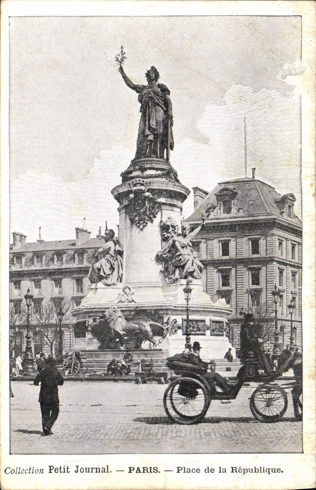 CPA Paris Place De La Republique